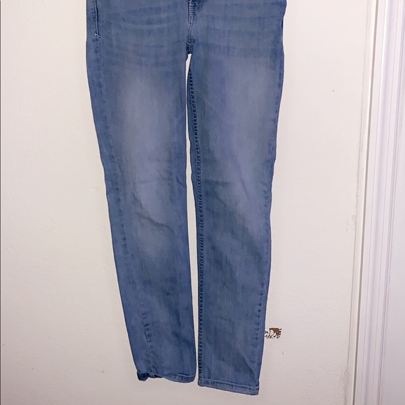 Light color jean - Picture 2 of 2